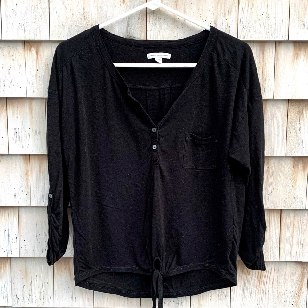 American Eagle black henley, 3/4 sleeve, size M